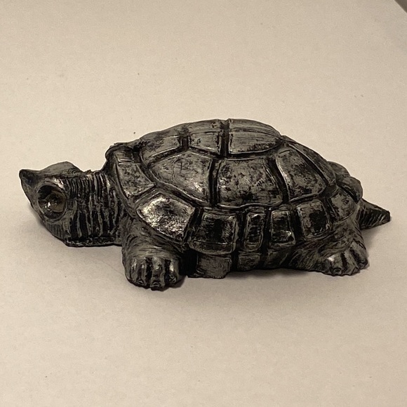 Vintage Turtle figurine painted Black and silver Made in Italy - Picture 9 of 15